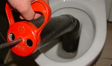 debouchage Sanibroyeur wc pompe manuelle